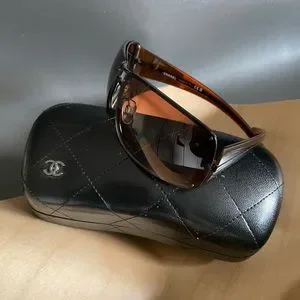 Chanel Sunglasses ? with Hard Case Nordstrom Authenticated Chanel Shield Sunglasses Swarovski Crystals CC  main image 4